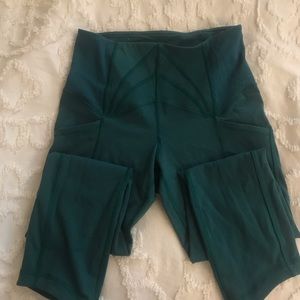 Lululemon RARE crop leggings